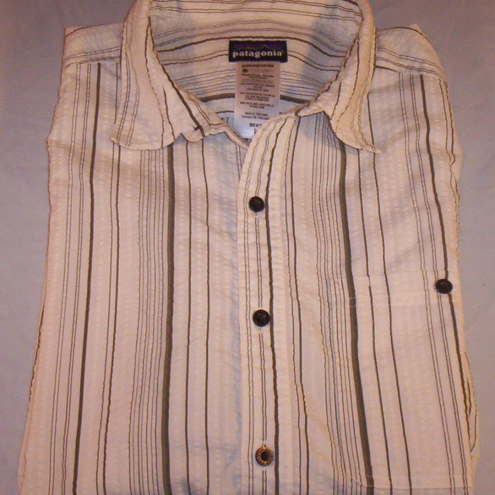 men`s Patagonia large ss shirt